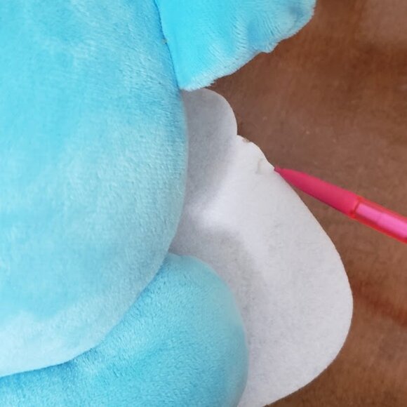 BT21 Blue Koala Wearing Sunglasses With A Drink - Picture 4 of 5
